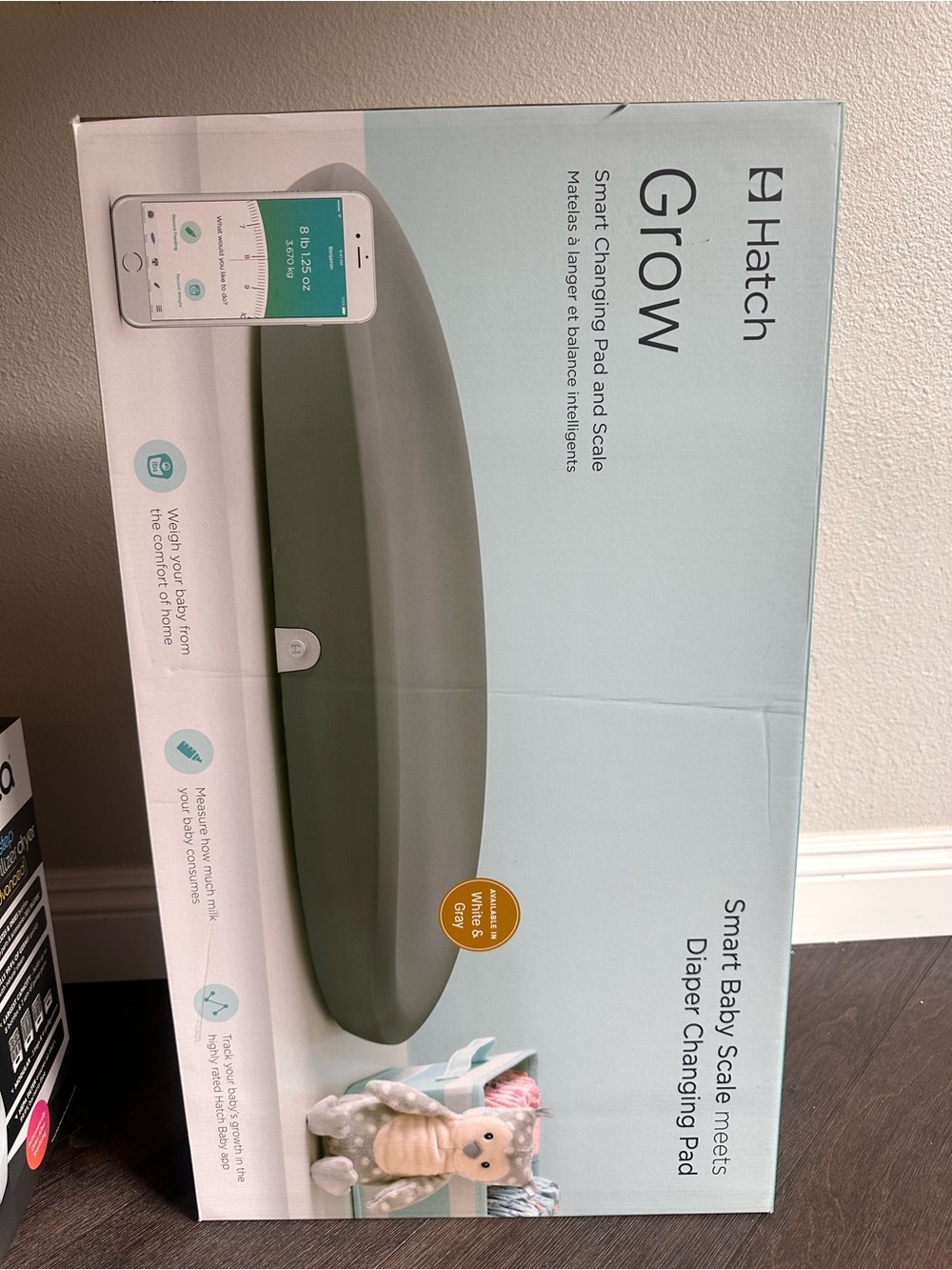 Hatch Grow Smart Baby Scale & Changing Pad in Mint Green